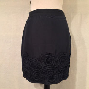 Banana Republic black 100% silk ruffled rosette mini skirt